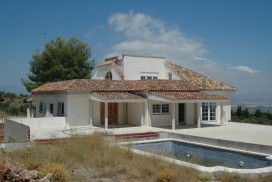 Villa Southwell for sale near Alhuarin El Grande in the south of Spain